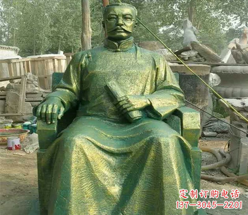 北京校园名人李大钊铜雕