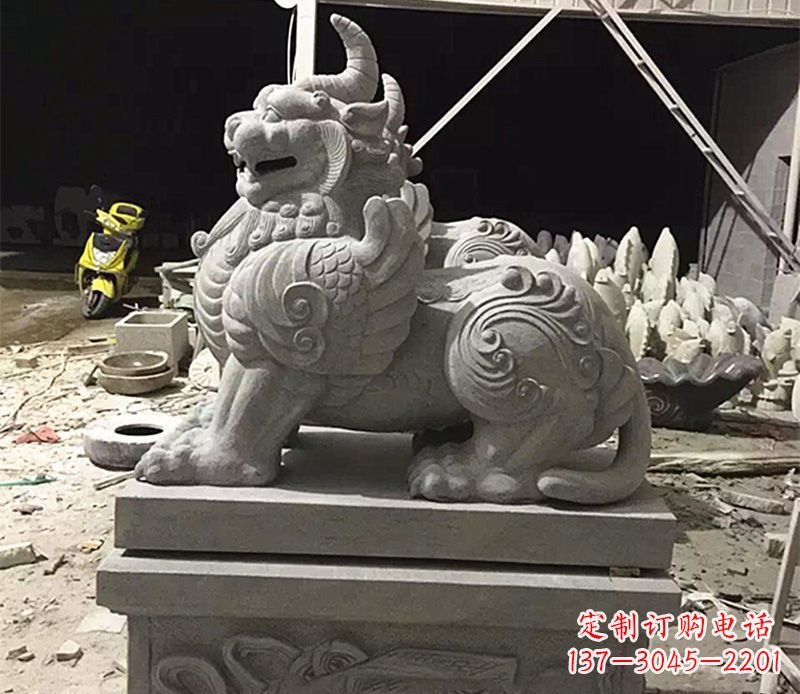 北京獬豸法院门口石雕