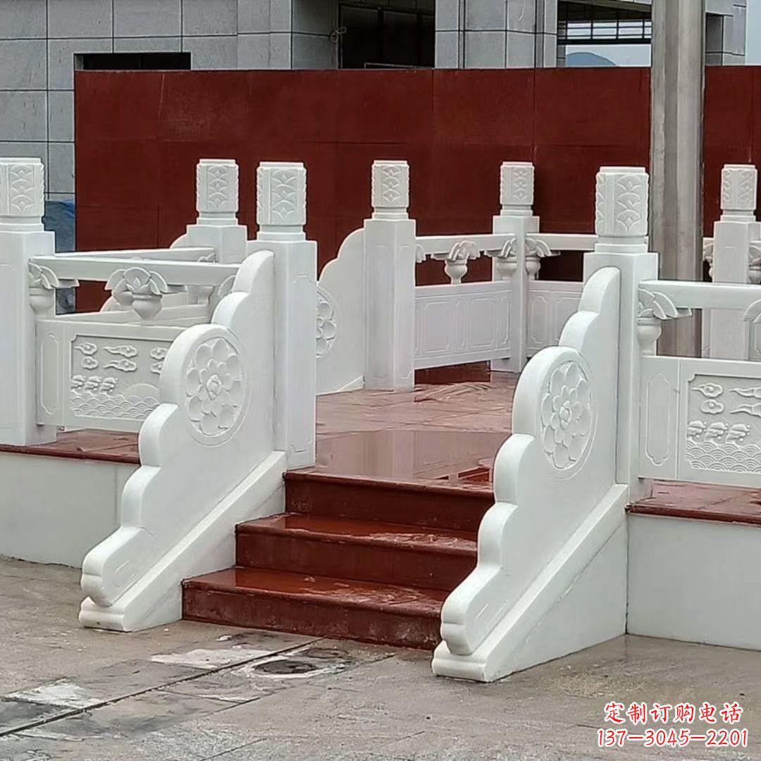 北京学校校园国旗台石雕