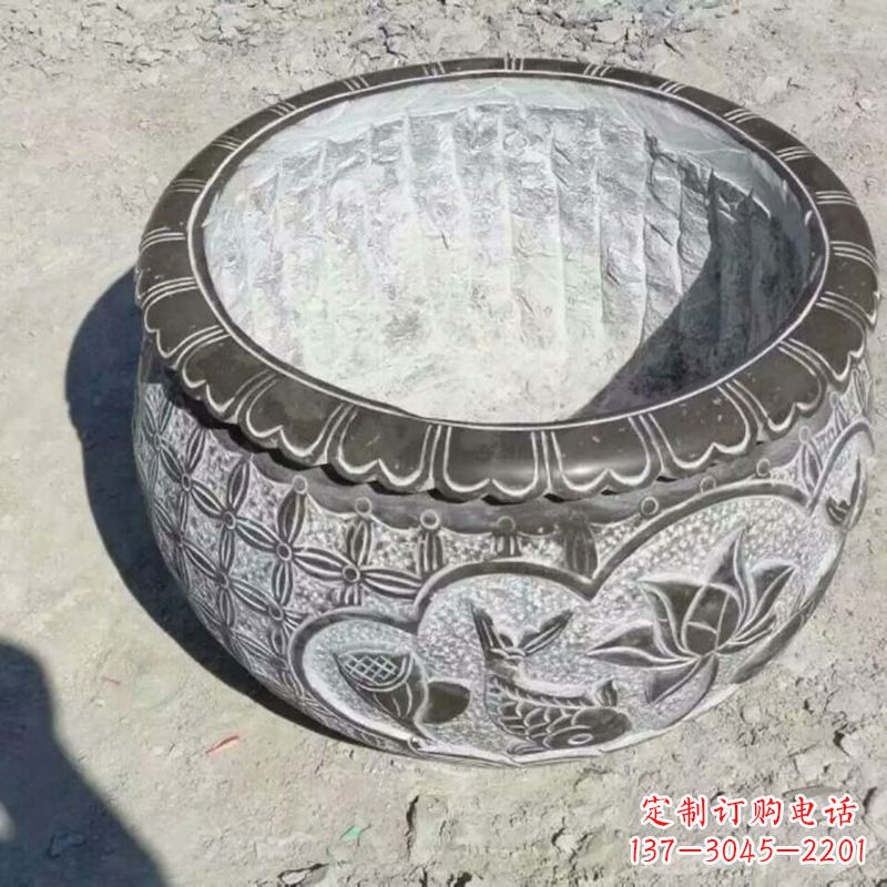 北京园林莲花鱼纹石雕水缸