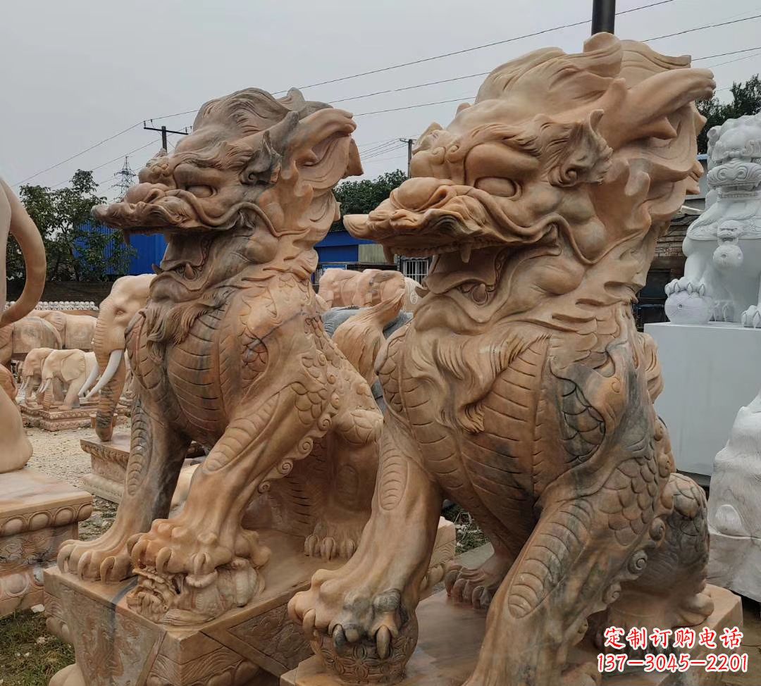 北京园林晚霞红古代招财神兽麒麟石雕