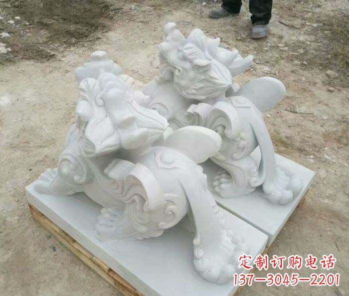 北京招财进宝立式貔貅门口石雕