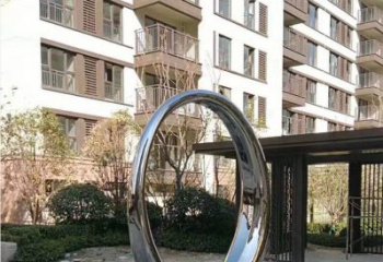 北京小区不锈钢镜面圆环雕塑 