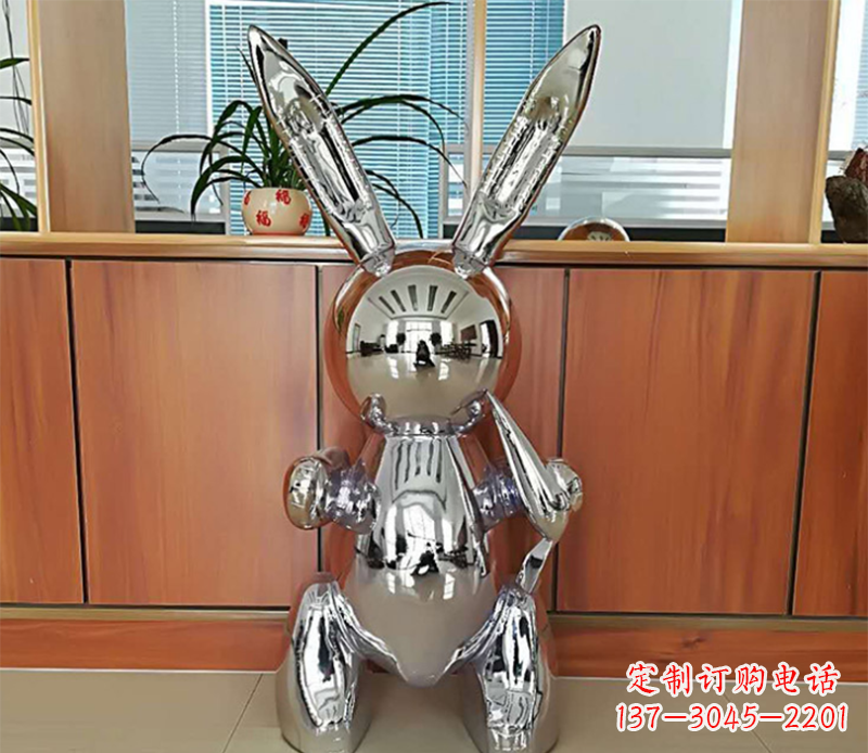 北京兔子雕塑摆件